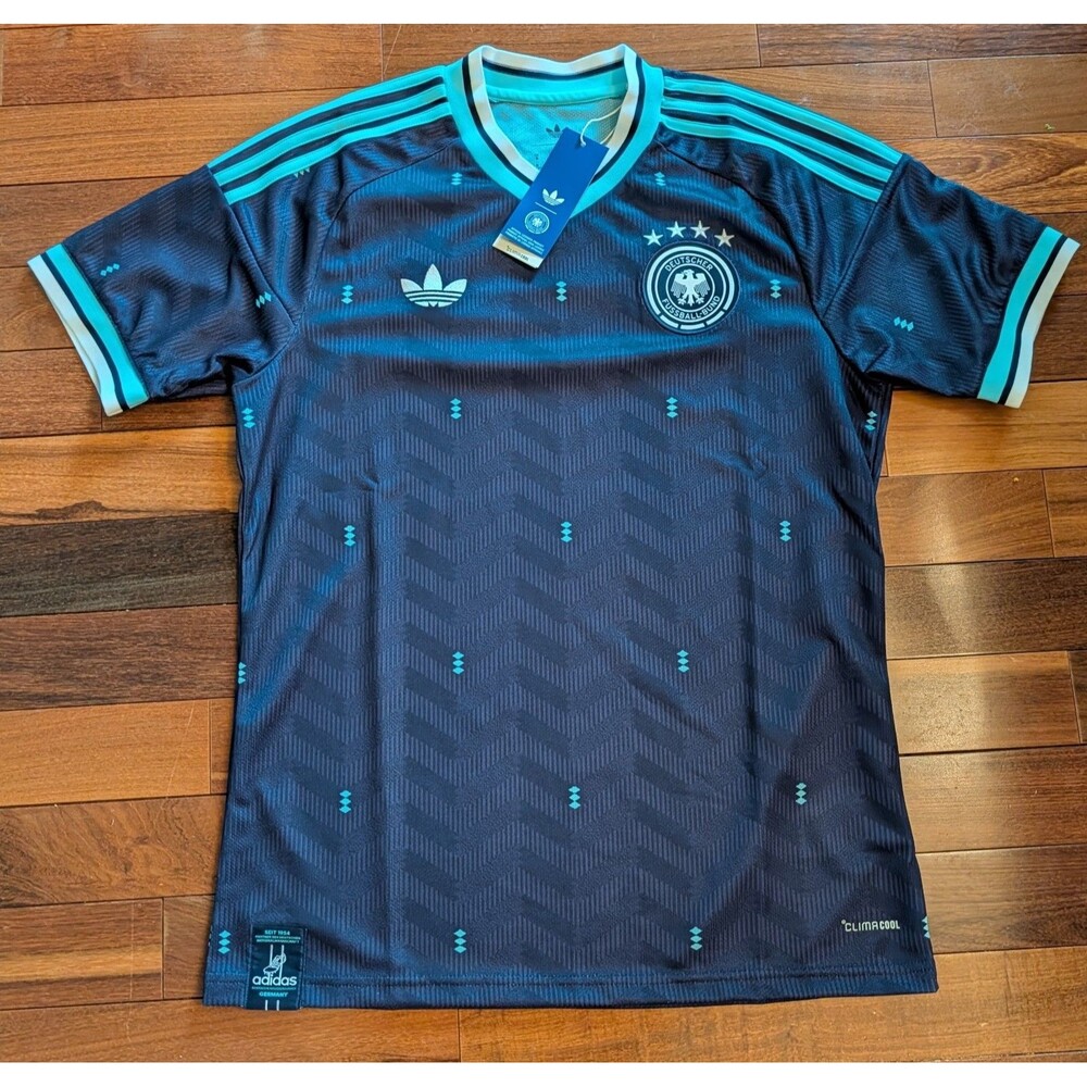 NWT Germany Adidas Authentic 2026 World Cup Away Replica Jersey Men M JN2074